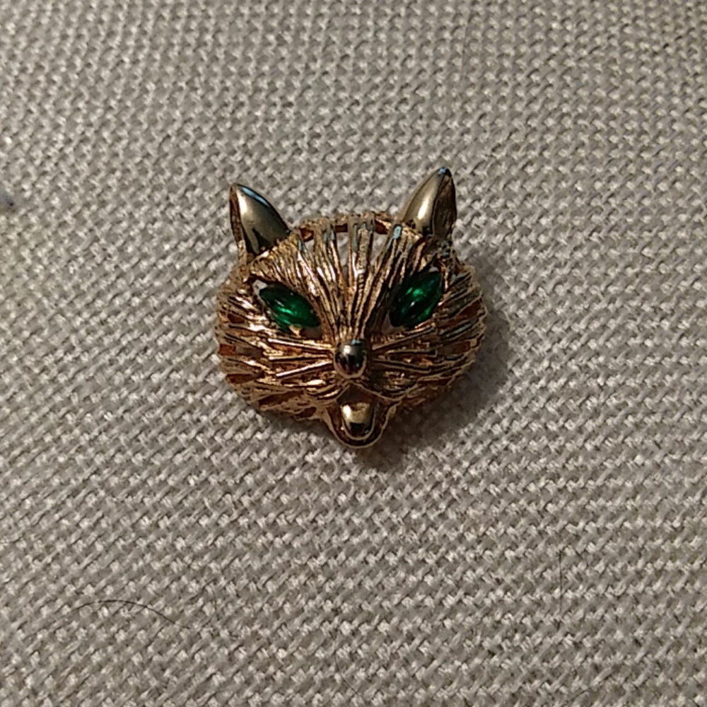 Vintage Kramer Cat Pin